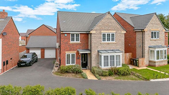 3 Bedroom Detached House For Sale In Dustmoor Drive, Quorn, LE12