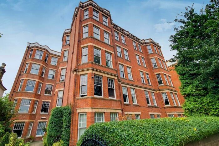 1 Bedroom Flat To Rent In The Terrace, Barnes, London, SW13