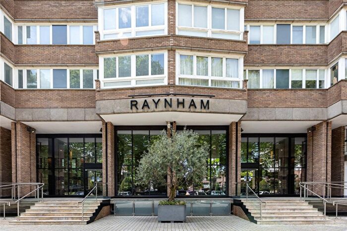 4 Bedroom Flat For Sale In Norfolk Crescent, London, W2