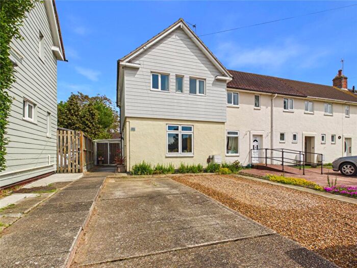 3 Bedroom End Of Terrace House For Sale In Collingwood Road, Colchester, Essex, CO3