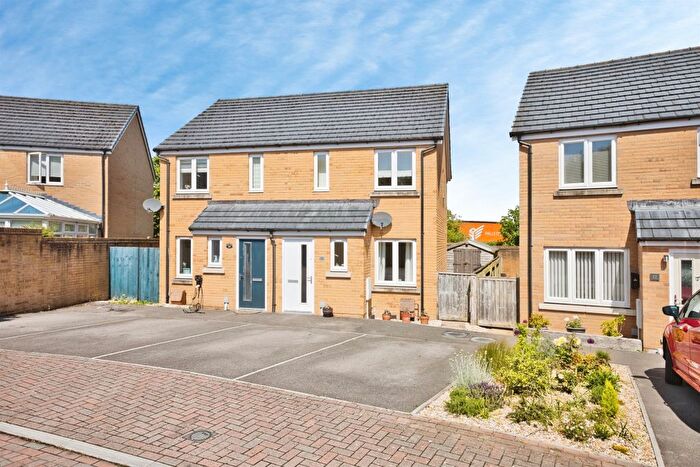2 Bedroom Semi-Detached House For Sale In Greenfylde Close, Ilminster, TA19