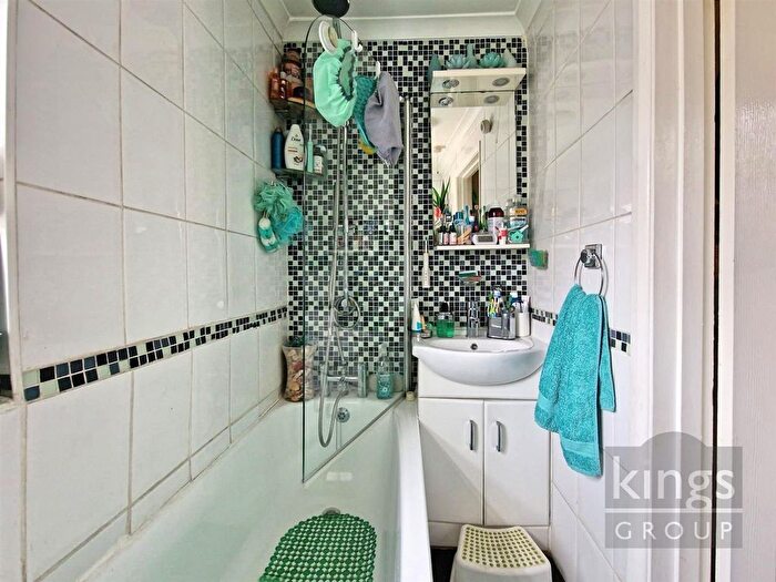 3 Bedroom Terraced House For Sale In Town Road, Edmonton, N9