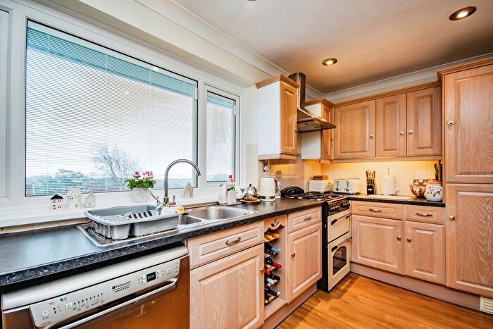 5 Bedroom Detached House For Sale In Southlands, Tenby, Pembrokeshire, SA70