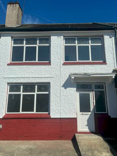 4 Bedroom Terraced House To Rent In Ilford, Essex, IG1