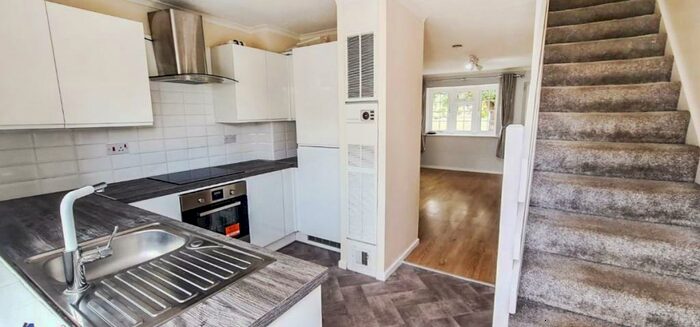 2 Bedroom Terraced House To Rent In Redshaw Close, Buckingham, MK18