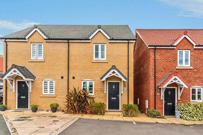 2 Bedroom Semi Detached House For Sale In Banks Close, Shortstown, MK42