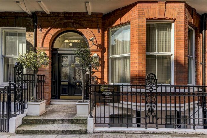 Studio To Rent In Nottingham Place, London, W1U