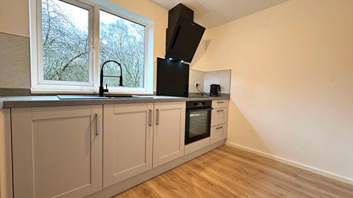 2 Bedroom Flat To Rent In Park Approach, Birmingham, B23