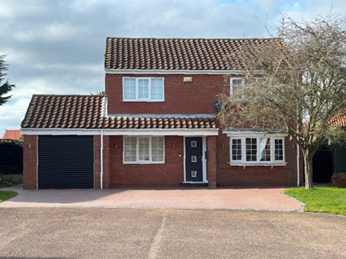 4 Bedroom Detached House For Sale In Dene Close, Doncaster, DN10