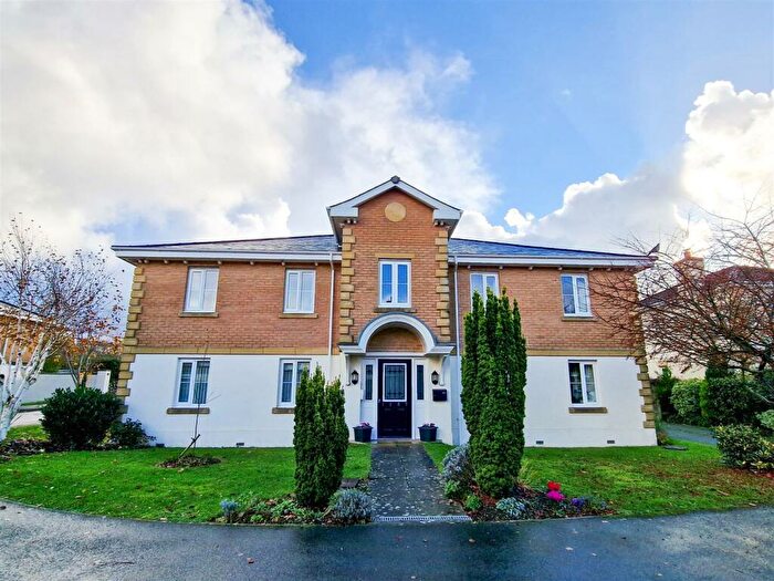 2 Bedroom Apartment To Rent In Meadow Brook, Roundswell, Barnstaple, EX31