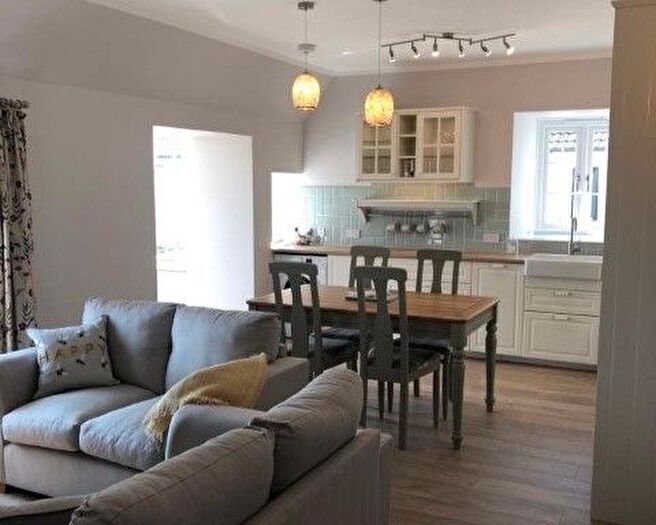 2 Bedroom Semi-Detached House To Rent In North Deeside Road, Cults, Aberdeen, AB15