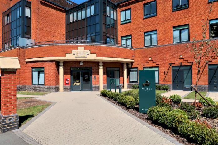 2 Bedroom Flat To Rent In Prestige House, Egham, TW20