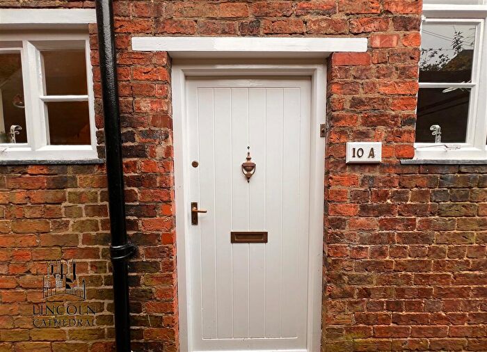 2 Bedroom Maisonette To Rent In Minster Yard, Lincoln, LN2