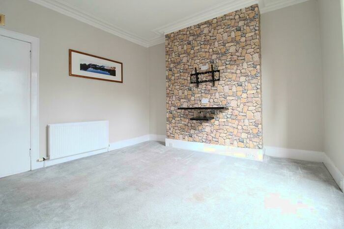 1 Bedroom Flat To Rent In Esslemont Avenue, Second Floor, Aberdeen, AB25