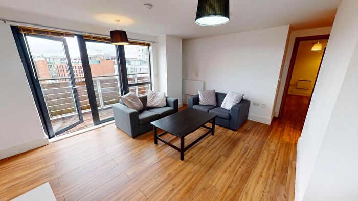 2 Bedroom Flat To Rent In Tradewind Square, Liverpool, L1