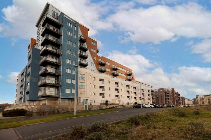 2 Bedroom Flat To Rent In Heron Place, Edinburgh, EH5