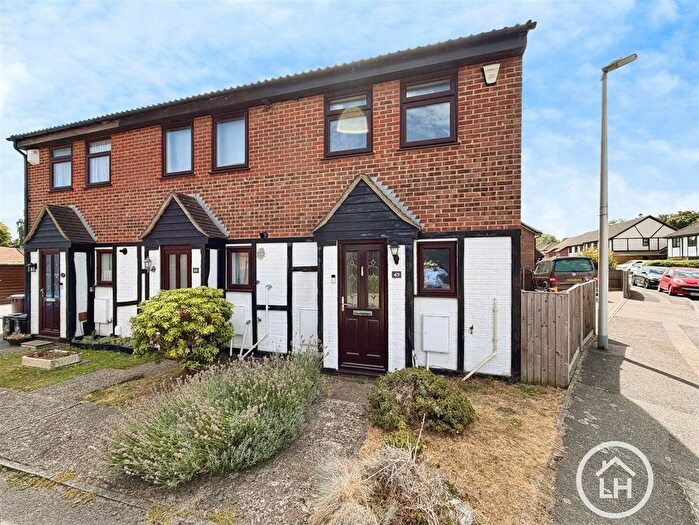 2 Bedroom End Terrace House For Sale In Shepherds Gate, Hempstead, Gillingham, ME7