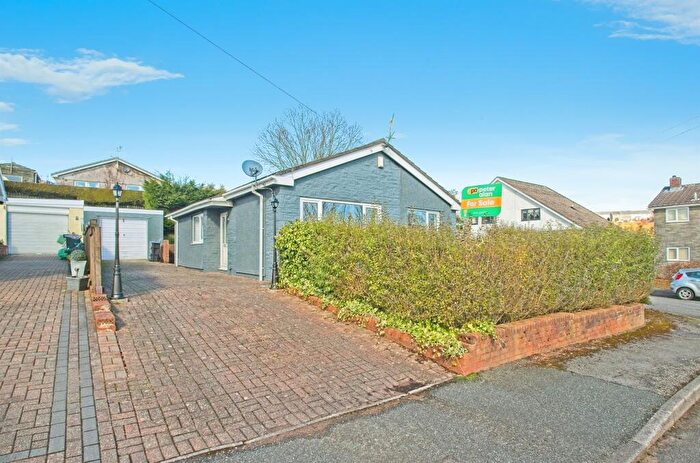 3 Bedroom Bungalow To Rent In Alder Grove, Rassau, Ebbw Vale, NP23