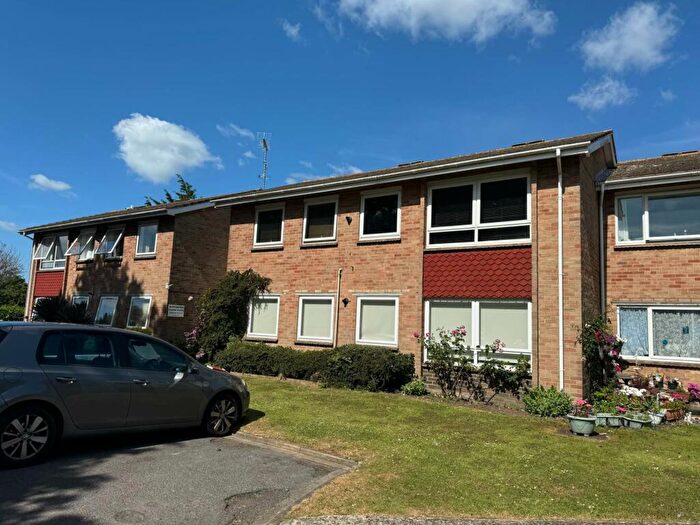 2 Bedroom Flat To Rent In Northwyke Close, Felpham, PO22