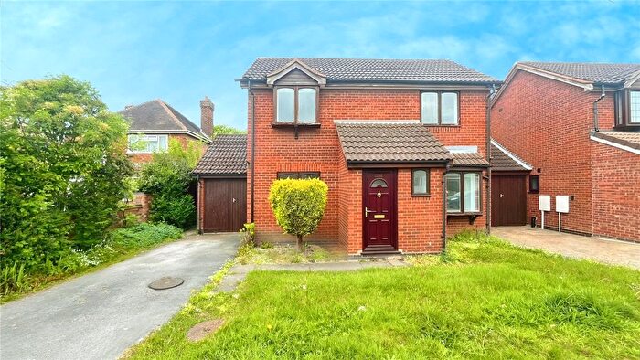 4 Bedroom Detached House To Rent In Long Knowle Lane, Wolverhampton, West Midlands, WV11