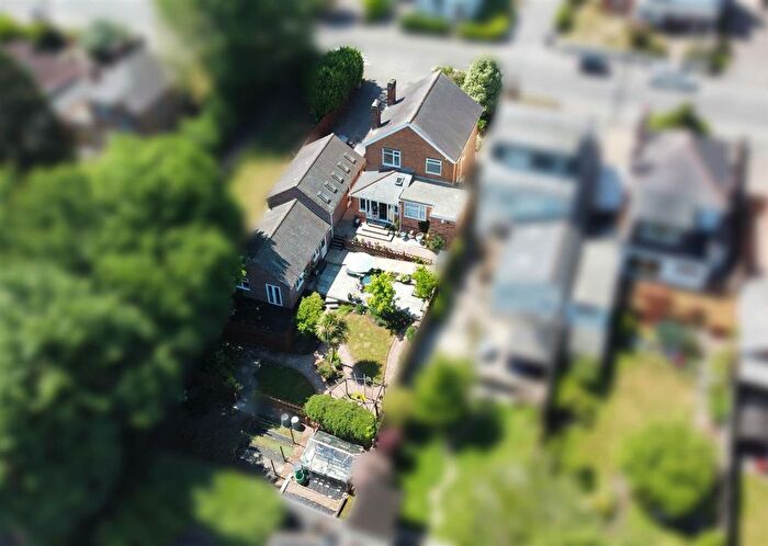 4 Bedroom Detached House For Sale In Leicester Road, Shepshed, LE12