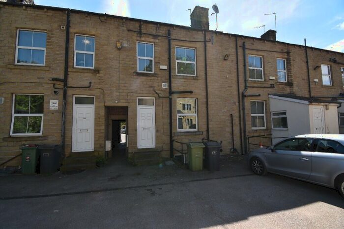 4 Bedroom Terraced House To Rent In Manchester Road, Huddersfield, West Yorkshire, HD1
