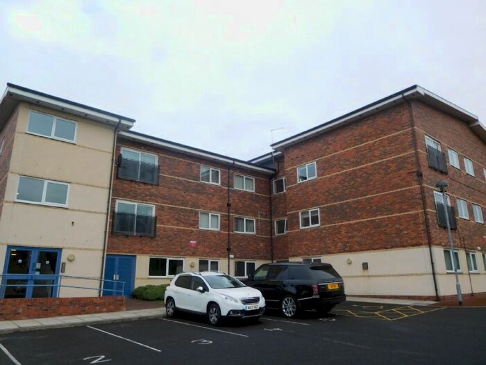 2 Bedroom Flat To Rent In Alnwick House, Percy Main, North Shields., NE29
