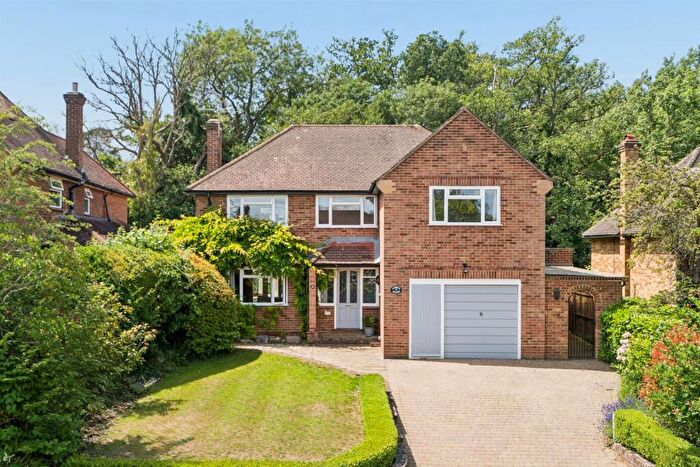4 Bedroom Detached House For Sale In Rushington Avenue, Maidenhead, SL6