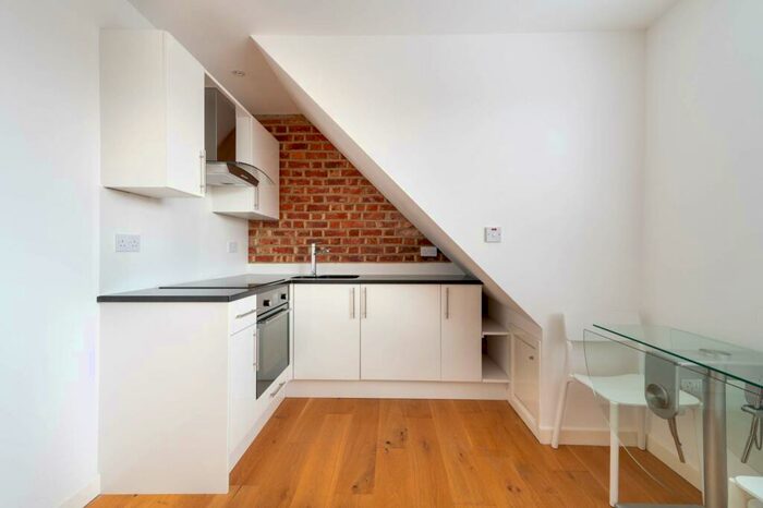 1 Bedroom Flat To Rent In Riffel Road, Willesden Green, London, NW2