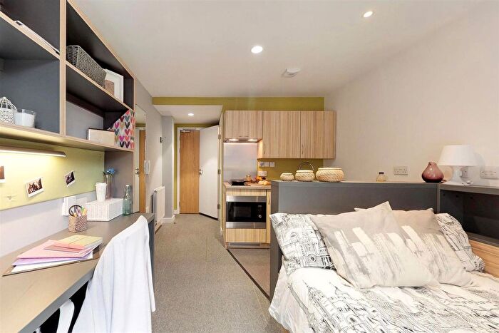Studio To Rent In St. James Road, Glasgow, G4