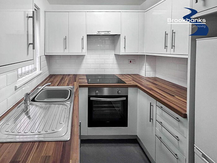 Studio To Rent In Sprucedale Close, Swanley, BR8