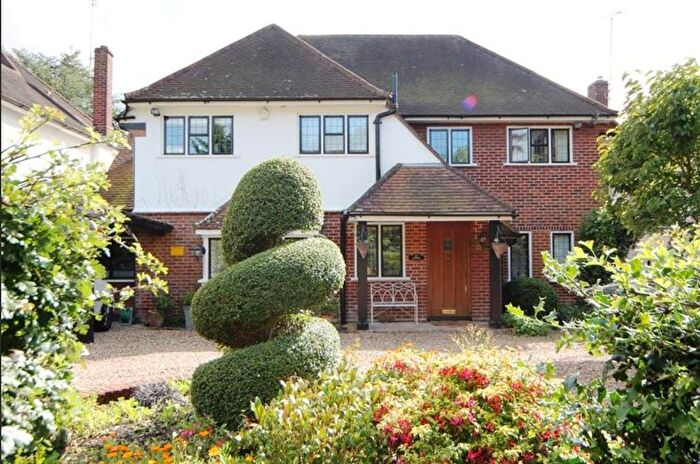 5 Bedroom Detached House To Rent In Hartsbourne Avenue, Bushey Heath, Bushey, WD23