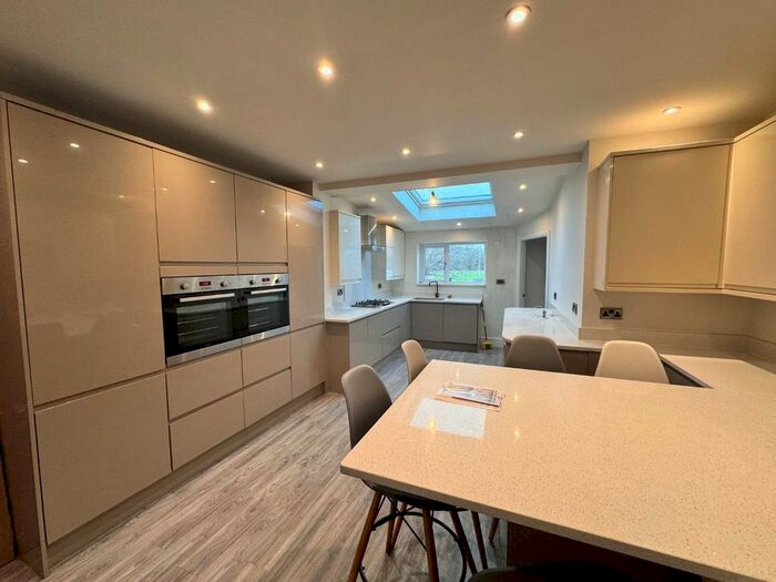 3 Bedroom Terraced House To Rent In Aire View Avenue, Bingley, West Yorkshire, BD16