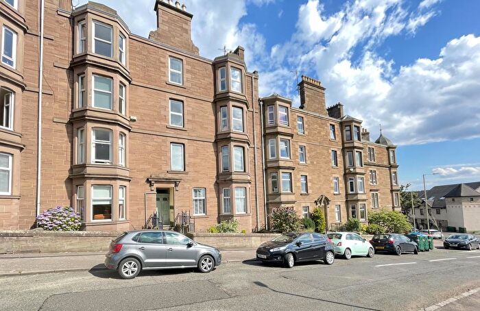 2 Bedroom Flat To Rent In Seymour Street, Dundee, DD2