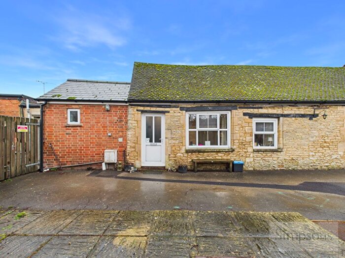 1 Bedroom Flat For Sale In Bridge Street, Witney, OX28