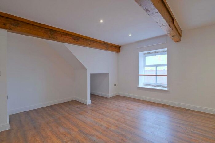 2 Bedroom Penthouse To Rent In Healey Wood Road, Burnley, Lancashire, BB11