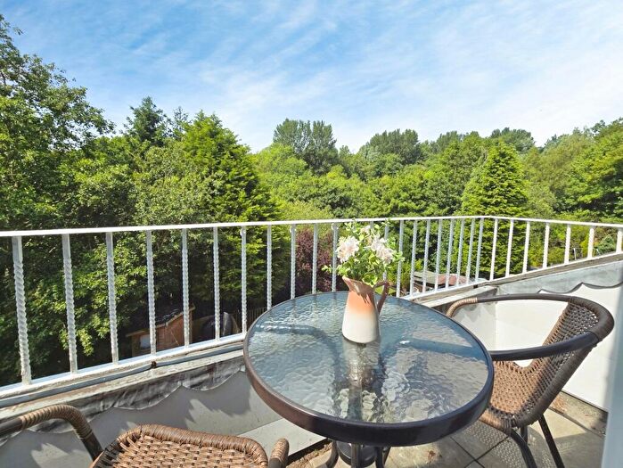 3 Bedroom Terraced House For Sale In Dingle Terrace, Ashton-Under-Lyne, Lancashire, OL6