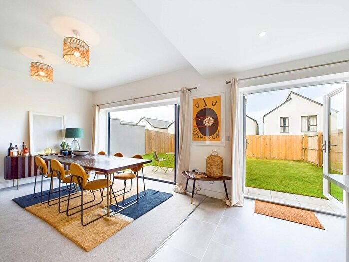 4 Bedroom Town House To Rent In Applegate Way, Kingsbridge, TQ7
