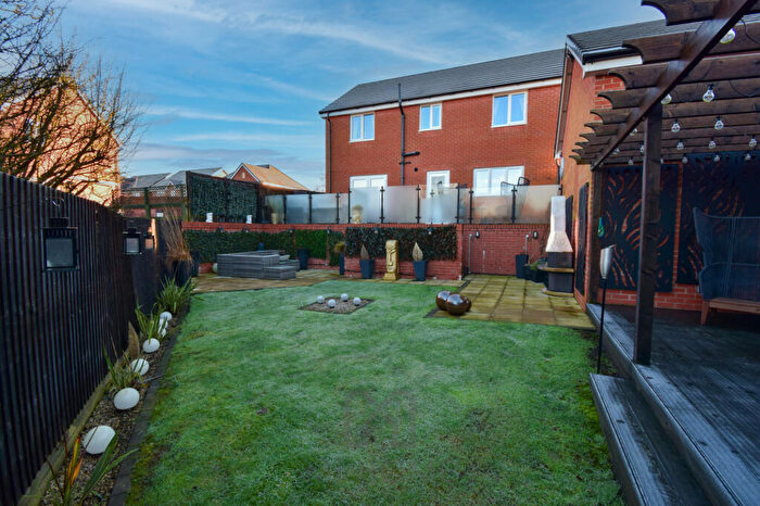 4 Bedroom Detached House For Sale In Goldfinch Drive, Clifton, Preston, PR4