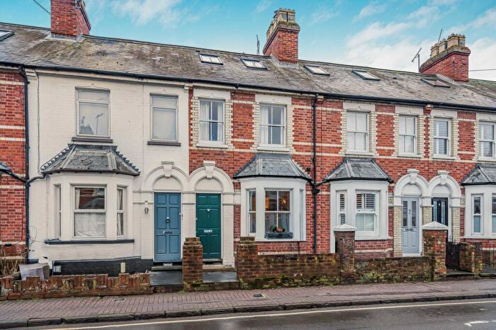 3 Bedroom Terraced House For Sale In Kings Road, Henley-On-Thames, RG9