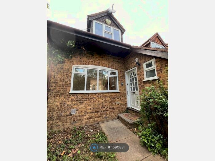 3 Bedroom End Of Terrace House To Rent In Pendragon Walk, London, NW9