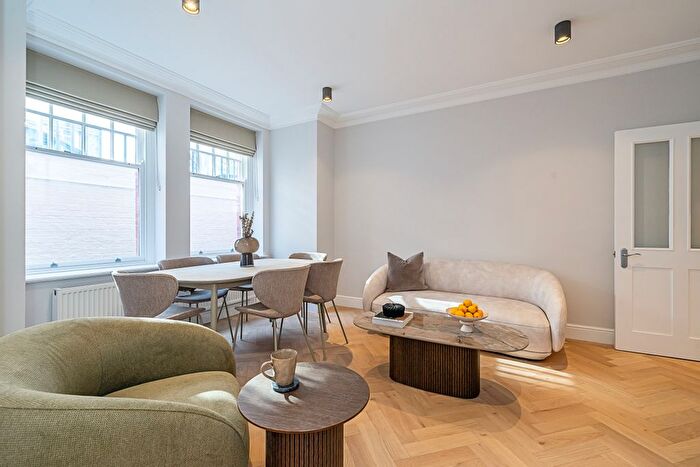 3 Bedroom Flat To Rent In Hamlet Gardens, King Street London, W6
