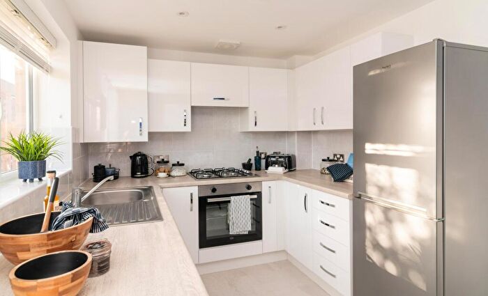 2 Bedroom Semi-Detached House For Sale In Thornton Road, Thornton, Bradford, BD13