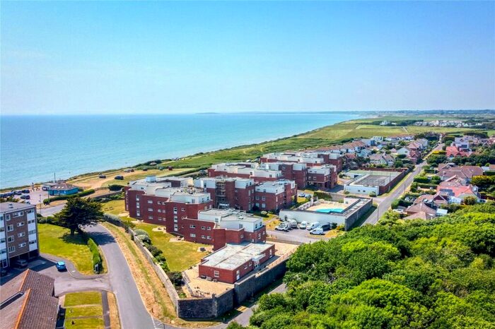 2 Bedroom Apartment For Sale In Camden Hurst, Milford On Sea, Lymington, Hampshire, SO41
