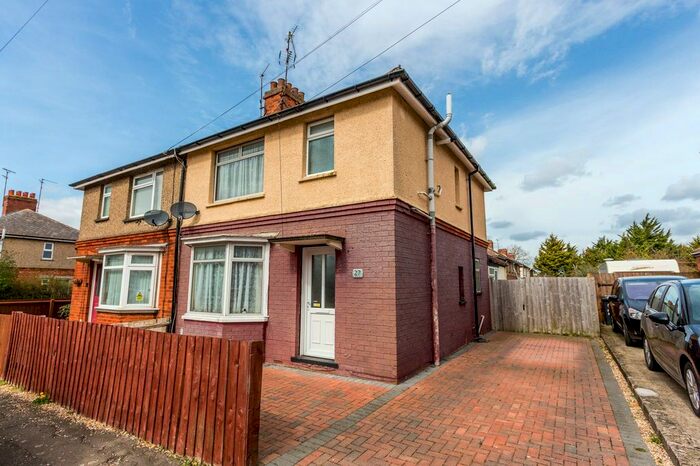 3 Bedroom Semi-Detached House To Rent In Simpson Avenue, Higham Ferrers, Rushden, NN10