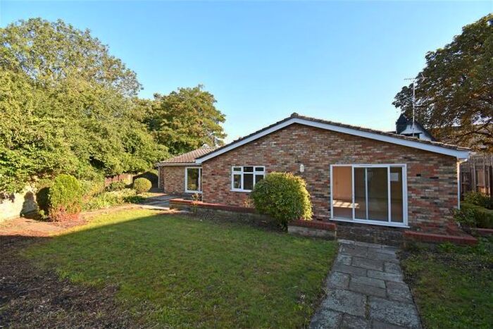 4 Bedroom Bungalow To Rent In High Street, Fen Ditton, Cambridge, CB5