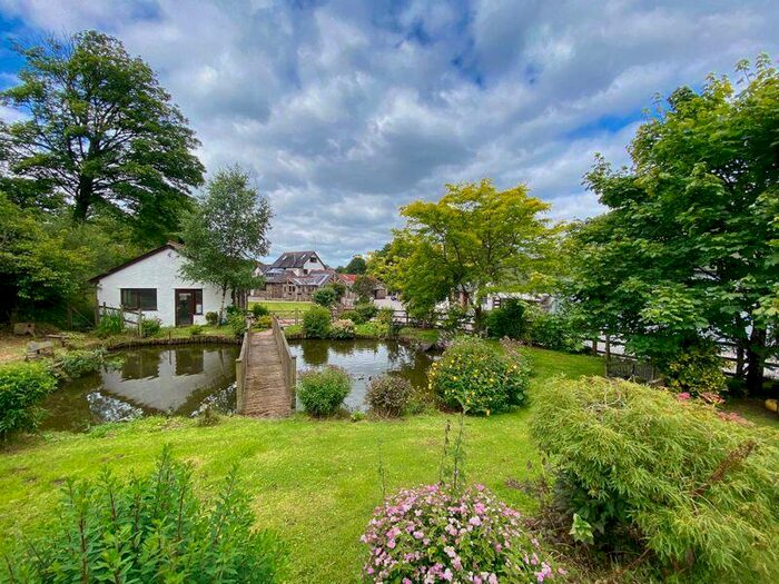 4 Bedroom Detached House To Rent In Church Street, Pontyclun, CF72