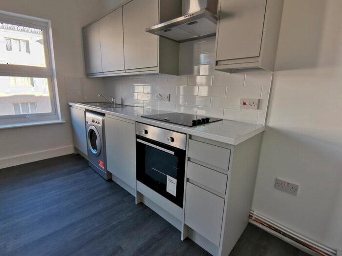 1 Bedroom Flat To Rent In Marine Terrace, Folkestone, CT20