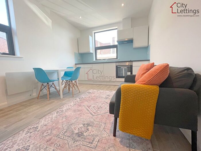 2 Bedroom Flat To Rent In Forest Road West, Arboretum, NG7