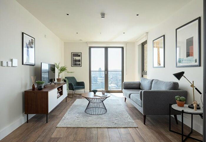 1 Bedroom Apartment To Rent In Mallow Walk, London, SE8